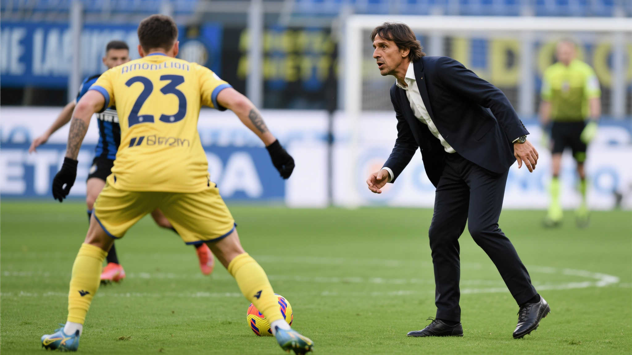 对于国米而言，主教练小因扎吉需要在战术上做好平衡，